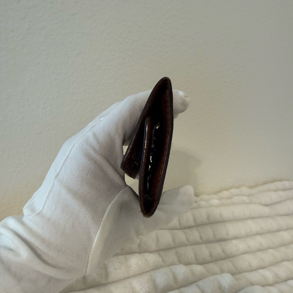 Louis Vuitton monogram 6 key holder - Picture 5 of 8